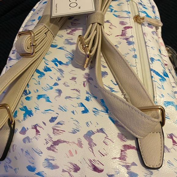 Backpack - Picture 2 of 2